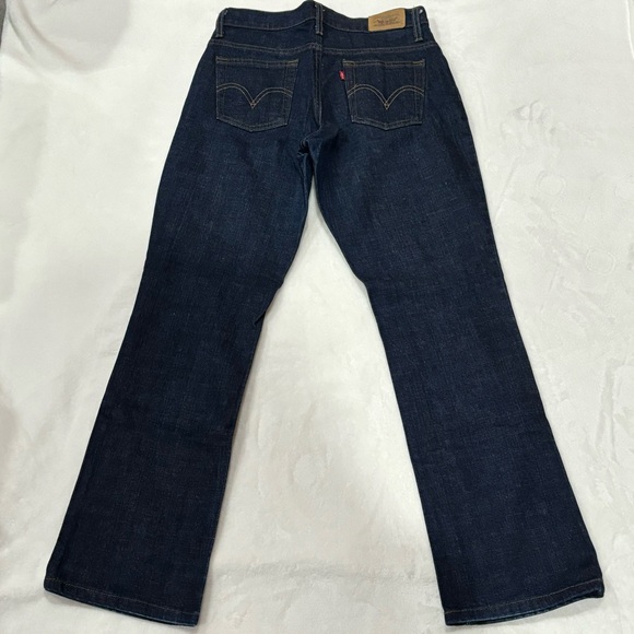LEVI’S Women’s Vintage Relaxed Boot Cut 550 Denim Jeans - dark wash, size 4M - Picture 5 of 7